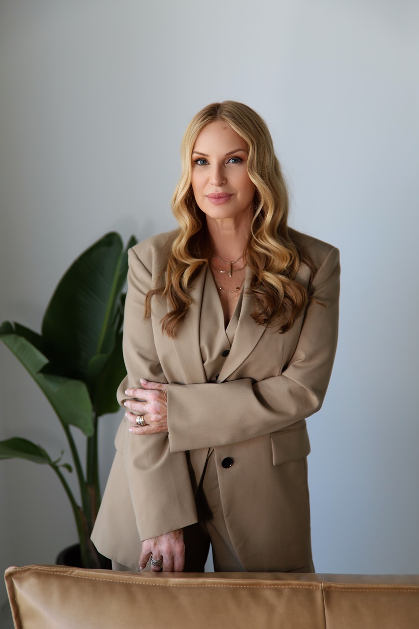 Denise Ferrandini | deniseferrandinicosmetics.com Denise Ferrandini | deniseferrandinicosmetics.com